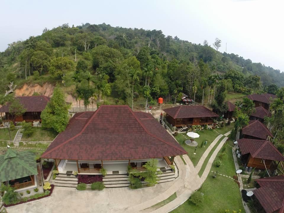 Langkisau Resort Hotel & Restaurant Padang  Esterno foto