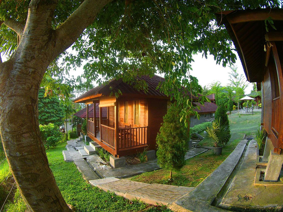 Langkisau Resort Hotel & Restaurant Padang  Esterno foto